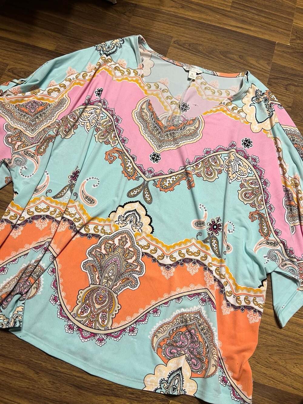 Cato Est 1946 Paisley Print V-Neck Flutter Sleeve Top - Picture 3 of 5